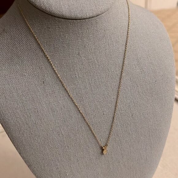 Gold finished pineapple necklace - Picture 1 of 7